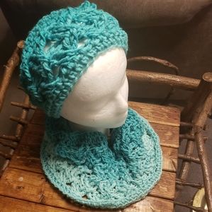 Handmade crochet hat & scarf set